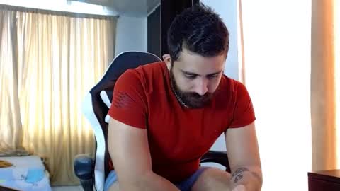 aronmiller online show from October 25, 2025, 6:02 pm