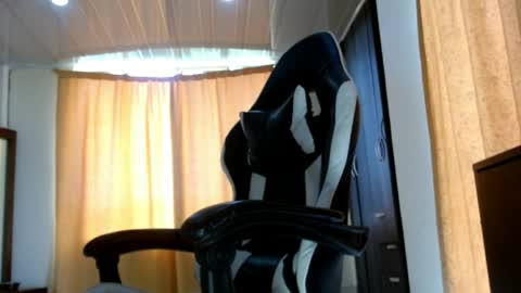 aronmiller online show from April 4, 2026, 1:08 pm