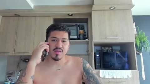 Snapshot of aronwilliams69 chatting on January 10, 2026, 8:54 pm ARON Independent model online show from January 10, 2026, 8:54 pm