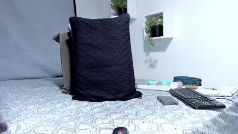 Snapshot of aronxx_ chatting on February 10, 2025, 12:08 am BLACK FRIDAY 55 OFF ON MY ONLYFANS.  online show from February 10, 2025, 12:08 am