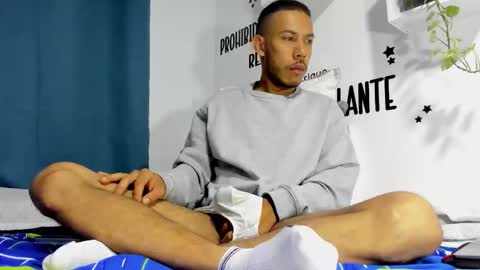 Snapshot of aronxx_ chatting on October 14, 2025, 10:27 am BLACK FRIDAY 55 OFF ON MY ONLYFANS.  online show from October 14, 2025, 10:27 am