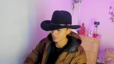 Aron online show from January 7, 2026, 1:35 pm