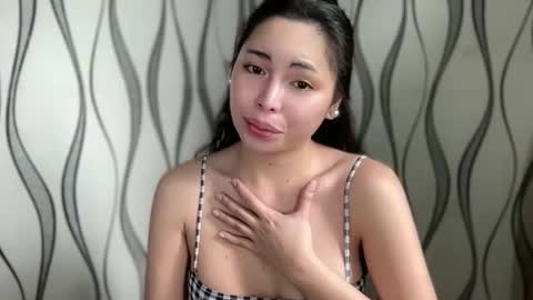 KATE MORE  online show from November 13, 2025, 3:16 am