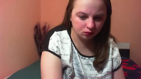 Snapshot of arriana98 chatting on February 19, 2025, 2:55 am Arriana online show from February 19, 2025, 2:55 am