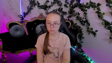 arrinawair online show from September 26, 2025, 7:12 am