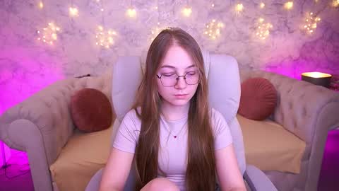 arrinawair online show from March 2, 2026, 7:09 am