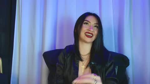    online show from November 17, 2025, 5:41 pm