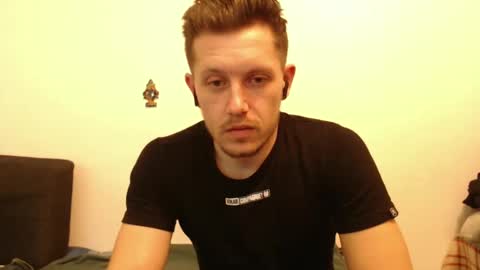 arromwilliam90 online show from January 20, 2025, 7:04 am