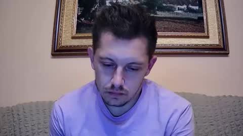 arromwilliam90 online show from November 17, 2025, 6:19 am