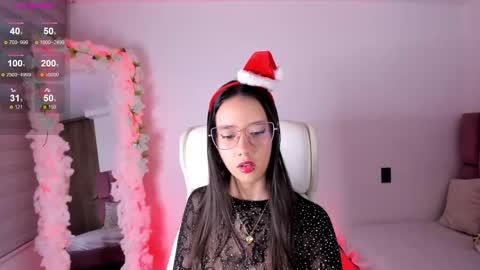 Snapshot of artbelia chatting on December 30, 2024, 1:48 am Lia Rose online show from December 30, 2024, 1:48 am