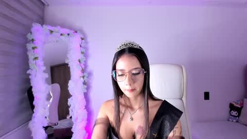 Snapshot of artbelia chatting on January 18, 2025, 2:14 am Lia Rose online show from January 18, 2025, 2:14 am