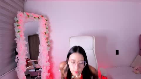Snapshot of artbelia chatting on February 2, 2025, 1:55 am Lia Rose online show from February 2, 2025, 1:55 am