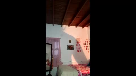 Julieta online show from May 31, 2026, 2:53 am