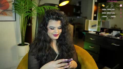 Chloe  online show from December 16, 2024, 12:48 am