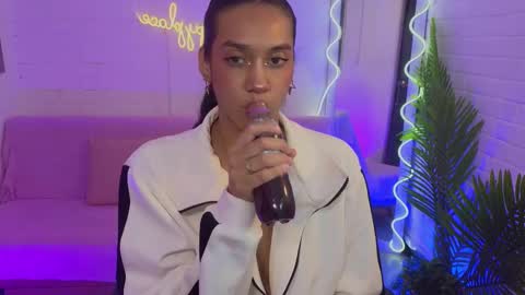 artemiss_tay online show from September 11, 2025, 7:14 pm