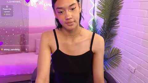 artemiss_tay online show from October 17, 2025, 7:27 pm