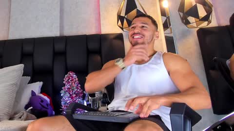 Arthur online show from December 11, 2024, 10:38 pm