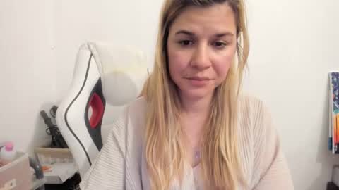 MIA online show from September 29, 2025, 9:52 pm