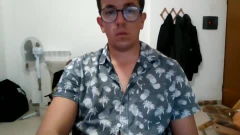 arturpaulval online show from June 12, 2026, 6:51 pm