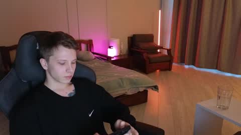 Archie online show from March 3, 2025, 12:48 pm