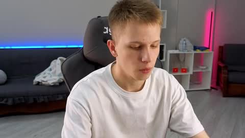 Archie online show from September 23, 2025, 4:54 pm