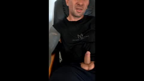 Lucash413 online show from April 30, 2026, 9:04 am