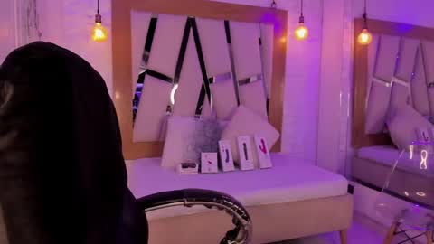 Ary Cooper online show from March 6, 2025, 12:52 pm