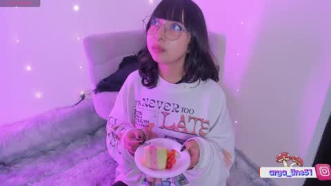 Arys online show from April 17, 2026, 2:25 am