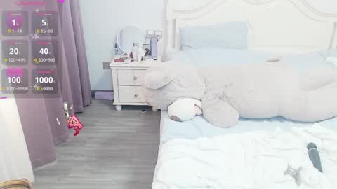 Lily online show from January 9, 2025, 6:17 am