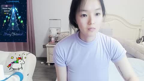 Lily online show from February 8, 2026, 4:10 pm