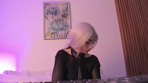Snapshot of asamiyaeko_ chatting on October 10, 2025, 2:05 pm Asami Yaeko              online show from October 10, 2025, 2:05 pm