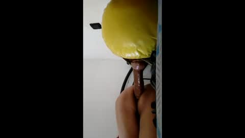 Dulce online show from May 15, 2026, 3:08 pm