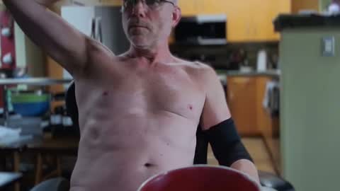 ashbyfulton online show from October 2, 2025, 7:10 pm