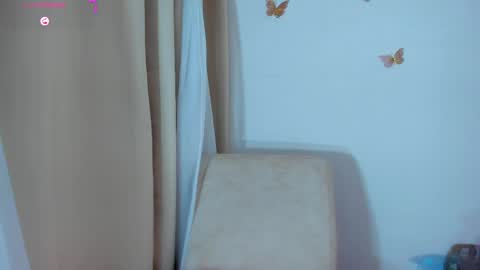 Snapshot of ashelydainii chatting on June 8, 2026, 9:59 pm Dainii INSTAGRAM MANELLYANGEL online show from June 8, 2026, 9:59 pm