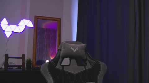 Jerk Machine online show from February 14, 2025, 8:52 am