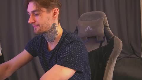 Jerk Machine online show from March 1, 2026, 11:12 am