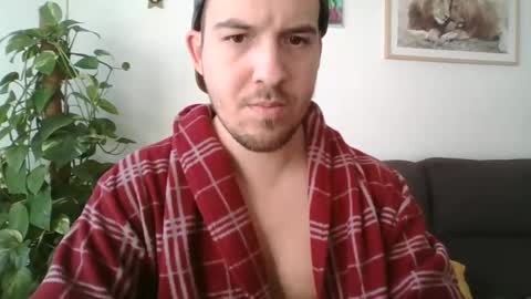 Snapshot of ashiat chatting on December 16, 2024, 9:24 am ashiat online show from December 16, 2024, 9:24 am