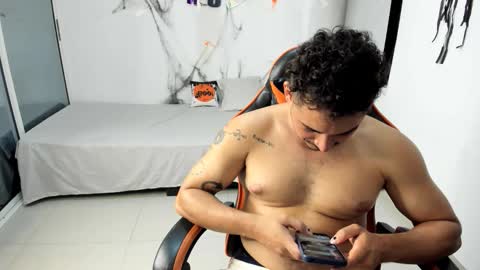 ashlan_king online show from November 10, 2025, 2:54 am