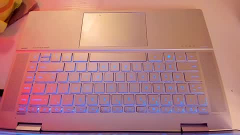 Ashley online show from December 19, 2024, 12:34 pm