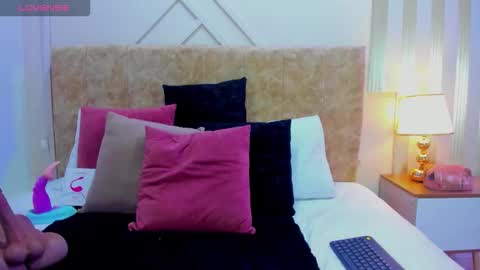 ashley online show from October 25, 2025, 2:13 pm