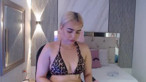 ashley__tylor online show from June 7, 2026, 4:00 pm