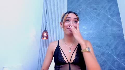 ashley_miller26 online show from February 2, 2025, 1:12 am