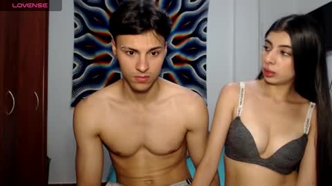Snapshot of ashleyandtyler chatting on December 7, 2024, 9:33 pm ASHLEY AND TYLER online show from December 7, 2024, 9:33 pm