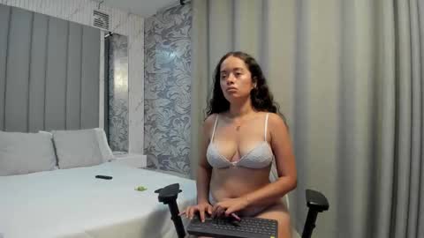 Ashley online show from October 21, 2025, 9:37 pm