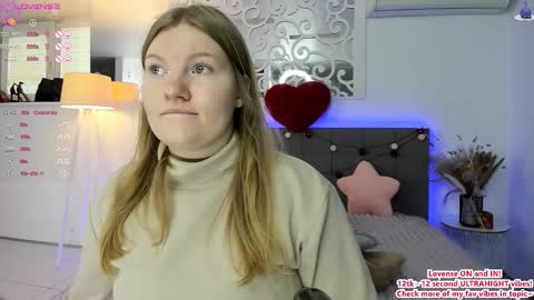 AshleyJonse online show from November 3, 2025, 5:52 am