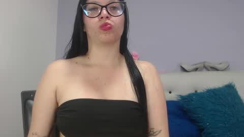 Ashley online show from November 15, 2025, 9:11 pm