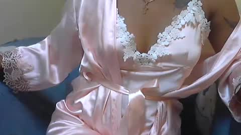 ashleyqueen X online show from January 7, 2026, 6:16 am