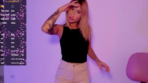 dahiana online show from October 23, 2025, 3:33 pm