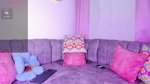 ASHLEY online show from September 24, 2025, 6:17 am