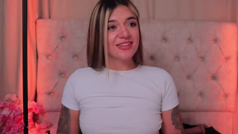 Ashley Lauren online show from February 7, 2025, 9:58 am